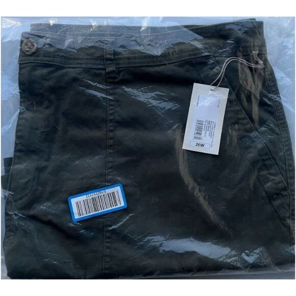 A New Day Bundle Womens Plus Size High-Rise Utility Shorts Gray & Green Size 26W - Picture 3 of 8